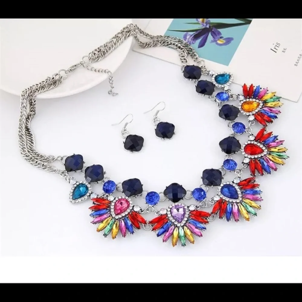 Multi color jeweled necklace
